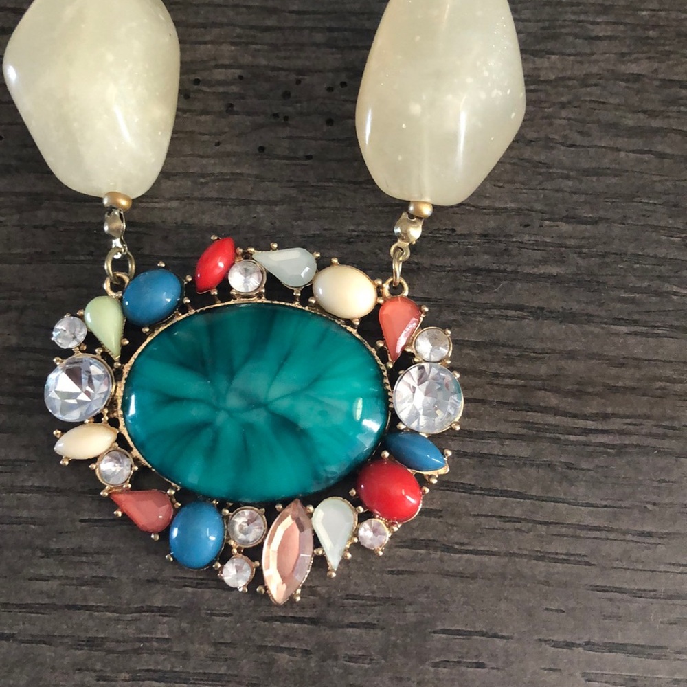 Statement necklace from LYDELL NYC - Picture 2 of 7
